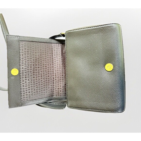 Kate Spade Black Leather Bow Ribbon Small Crossbody Handbag Bag Pocketbook - Picture 9 of 10